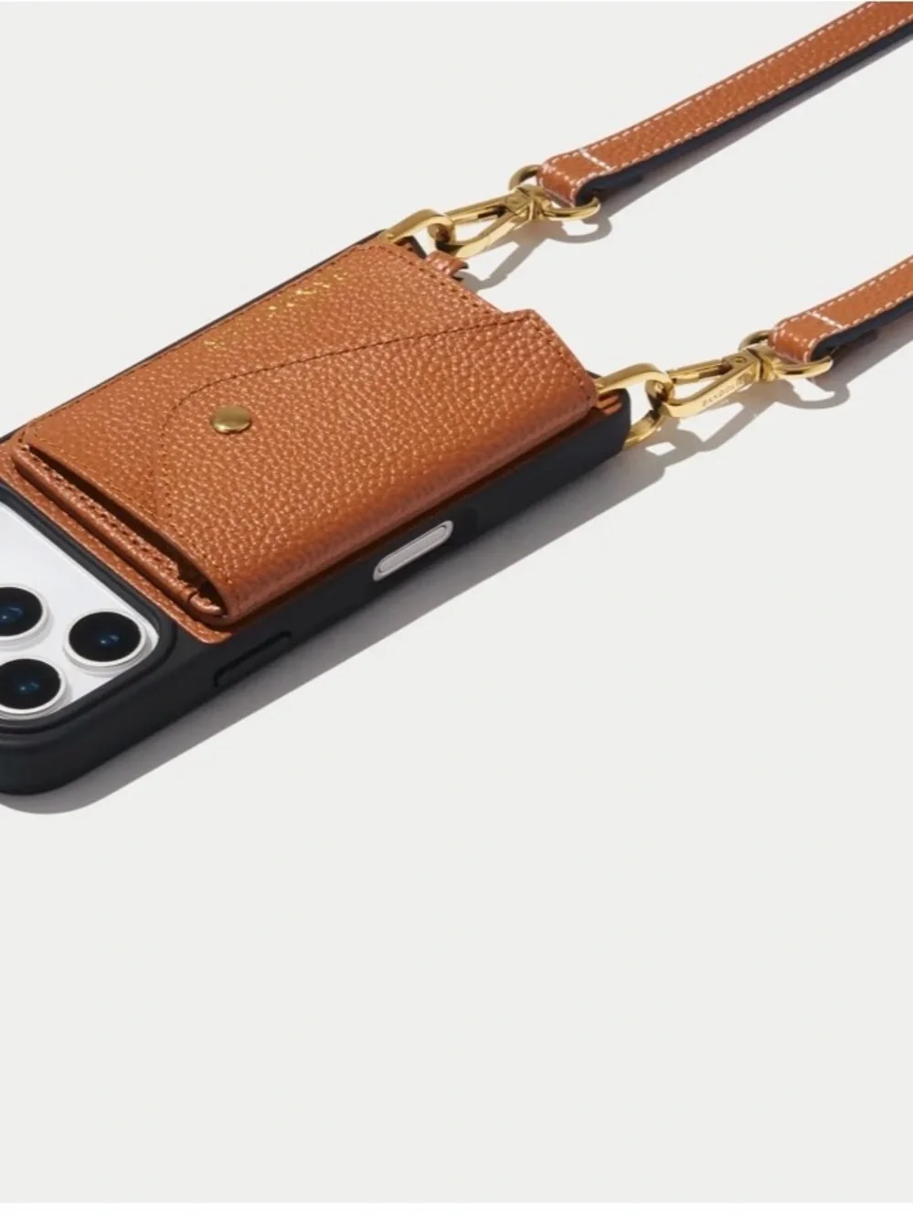 Bandolier iphone 17